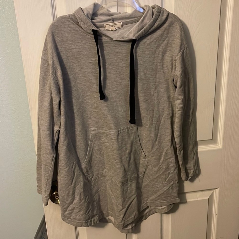 Light grey sweater
